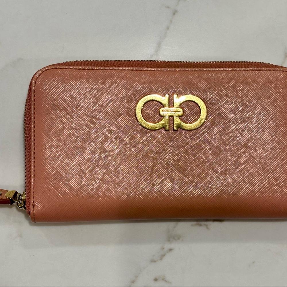 Salvatore Ferragamo Saffiano Pink Gancini Logo Zip Wallet